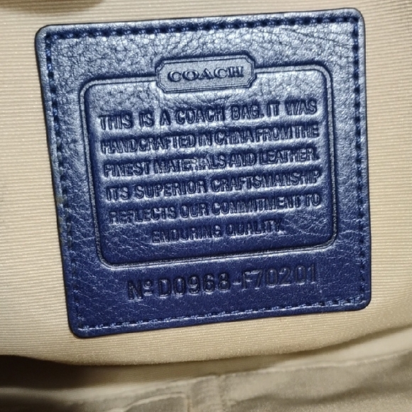 SALE! Authentic Coach Large Canvas & Leather Trim Messenger Bag W Hangtag - Picture 14 of 16